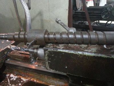 普通車床螺紋加工全解析 牙型識別、牙距計算、刀具修磨與掛擋操作